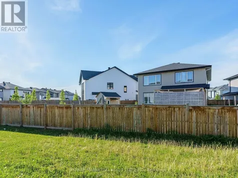 487 Cope Drive Ottawa ON K2S 1B6