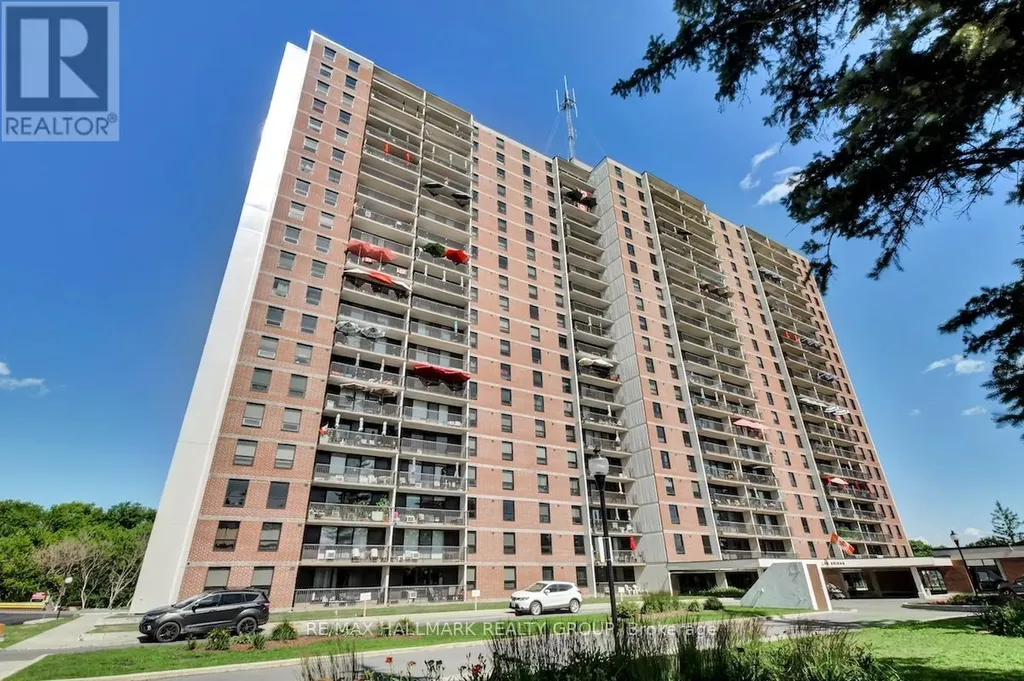 665 Bathgate Drive Ottawa ON K1K 3Y4