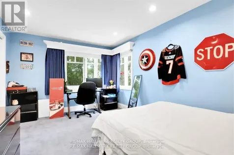 23 Davidson Drive Ottawa ON K1J 6L7