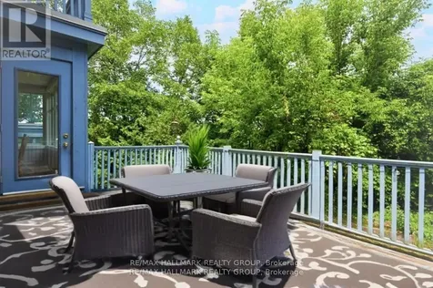 23 Davidson Drive Ottawa ON K1J 6L7