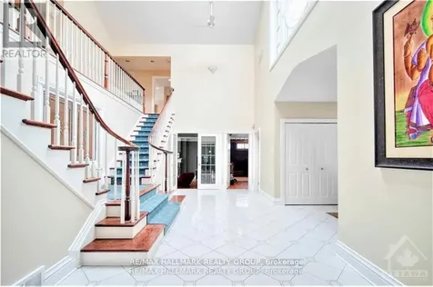 23 Davidson Drive Ottawa ON K1J 6L7