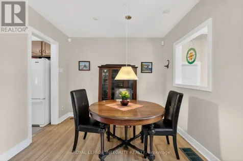 957 Blair Road Ottawa ON K1J 7M9