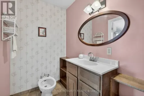 957 Blair Road Ottawa ON K1J 7M9