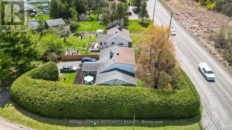 957 Blair Road Ottawa ON K1J 7M9