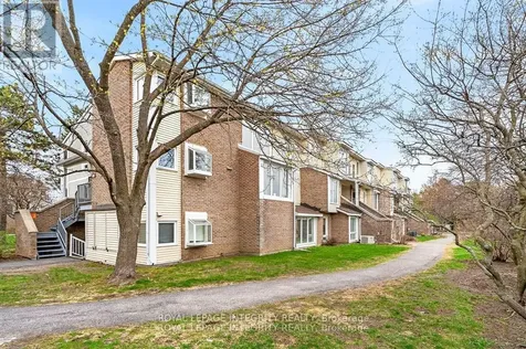 207 Woodfield Drive Ottawa ON K2G 4P2
