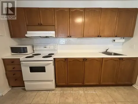 47 Sumac Street Ottawa ON K1J 7T7
