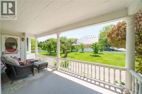 24 Maple Avenue Grimsby ON L3M 3B6