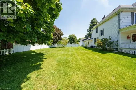 24 Maple Avenue Grimsby ON L3M 3B6