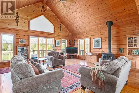 545413 4a Sideroad North Grey Highlands ON N0C 1H0