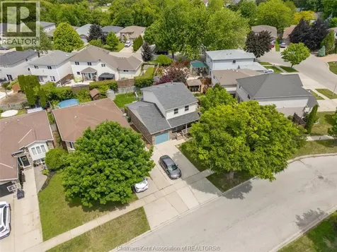 270 Greenfield Lane Chatham ON N7L 5N4