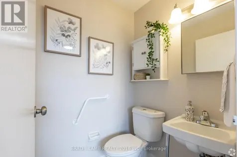 35 Bredin Parkway North Orangeville ON L9W 3X2