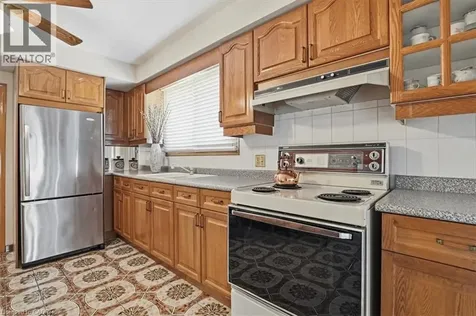 41 Albert Street West Thorold ON L2V 2G4