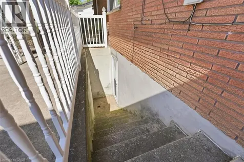 41 Albert Street West Thorold ON L2V 2G4