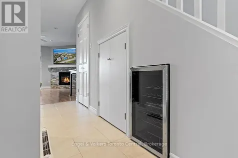 2 Rambling Way Collingwood ON L9Y 5C6