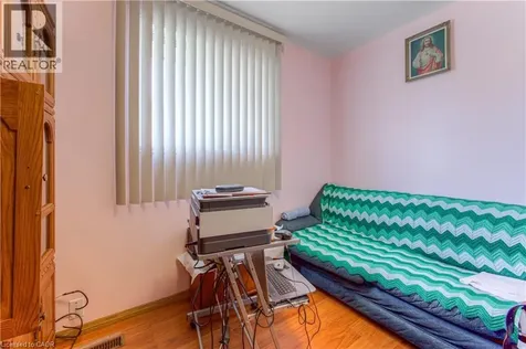 1227 Valentine Drive Cambridge ON N3H 2P1