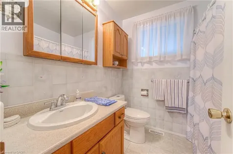 1227 Valentine Drive Cambridge ON N3H 2P1