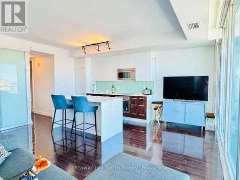 111 Champagne Avenue South Ottawa ON K1S 5V3