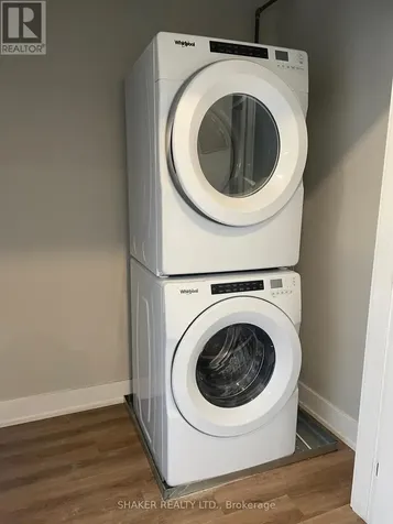 304 Elmgrove Avenue Ottawa ON K1Z 6V1