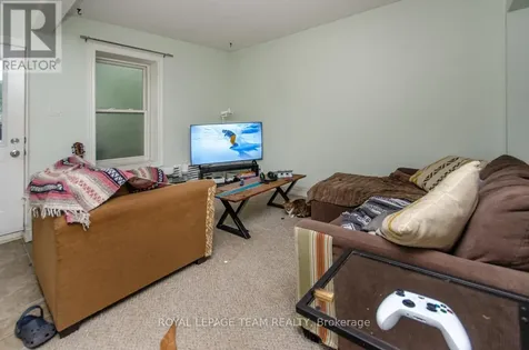 395 Mcleod Street Ottawa ON K2P 1A5