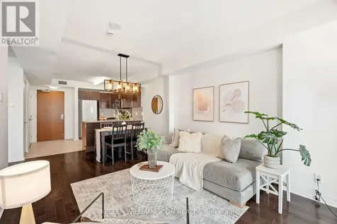 242 Rideau Street Ottawa ON K1N 0B7