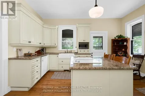1407 Flos 8 Road West Springwater ON L0L 1P0