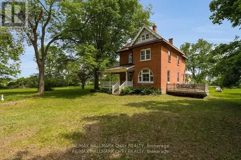 1407 Flos 8 Road West Springwater ON L0L 1P0