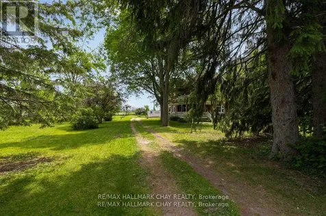 1407 Flos 8 Road West Springwater ON L0L 1P0
