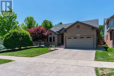 294 Fallowfield Drive Kitchener ON N2C 2T8