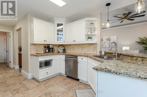 294 Fallowfield Drive Kitchener ON N2C 2T8