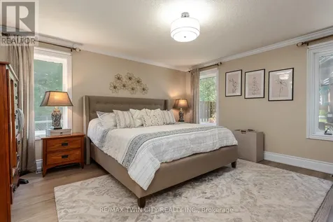 294 Fallowfield Drive Kitchener ON N2C 2T8