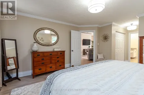 294 Fallowfield Drive Kitchener ON N2C 2T8