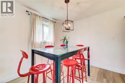 183 Dinison Crescent Kitchener ON N2E 2S6