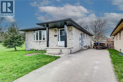 183 Dinison Crescent Kitchener ON N2E 2S6