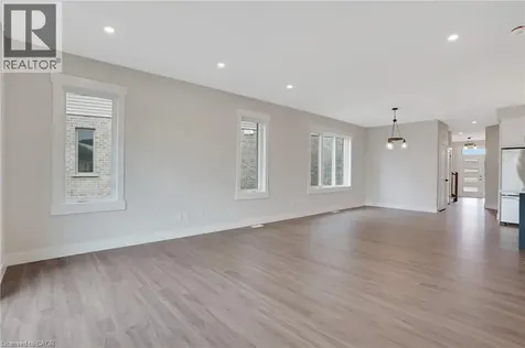 24 Moon Crescent Cambridge ON N1S 5B4