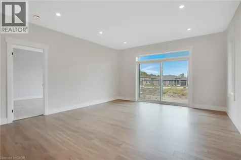 24 Moon Crescent Cambridge ON N1S 5B4