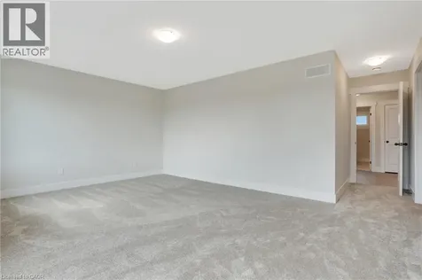 24 Moon Crescent Cambridge ON N1S 5B4