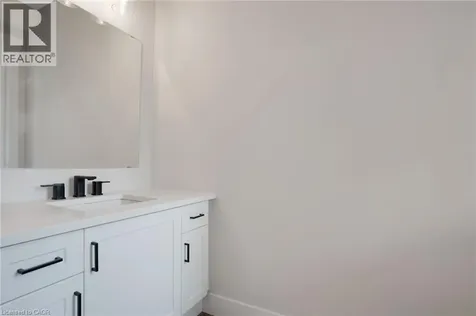 24 Moon Crescent Cambridge ON N1S 5B4