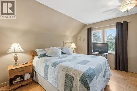 96 First Street North Stoney Creek ON L8G 1Y4
