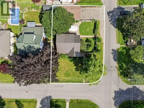 96 First Street North Stoney Creek ON L8G 1Y4