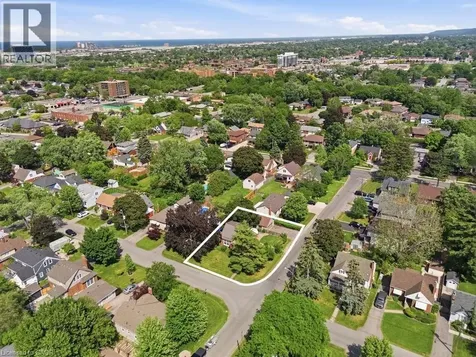 96 First Street North Stoney Creek ON L8G 1Y4