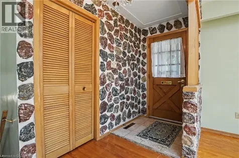 78 Christopher Drive Hamilton ON L9B 1G8