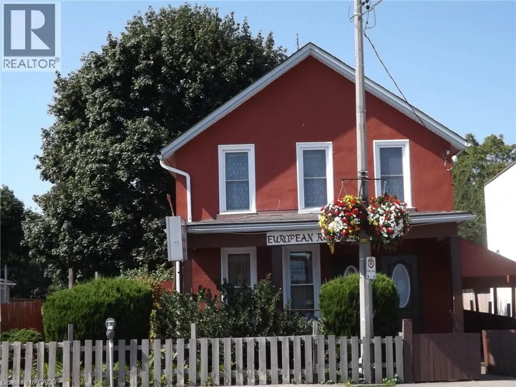 5815 Main Street Niagara Falls ON L2G 5Z6