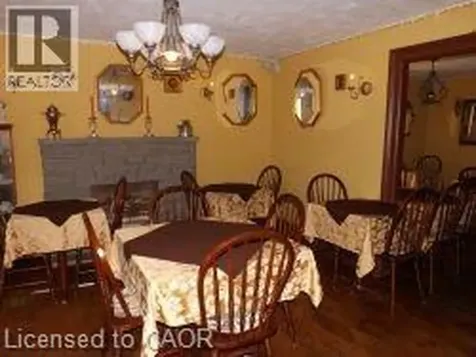 5815 Main Street Niagara Falls ON L2G 5Z6
