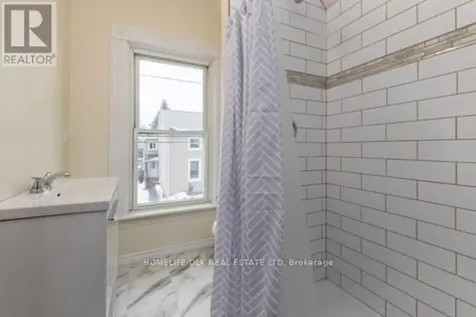 33 Bartholomew Street Brockville ON K6V 2R5