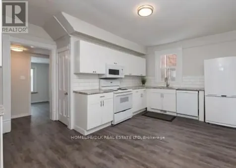 33 Bartholomew Street Brockville ON K6V 2R5