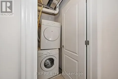 6 Grove Avenue Ottawa ON K1S 3A6