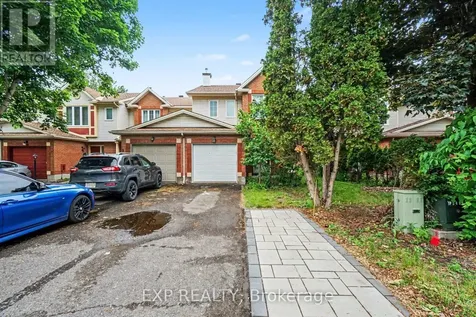 11 Longshire Circle Ottawa ON K2J 4K7