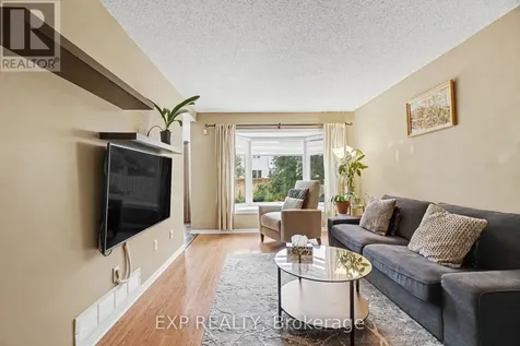11 Longshire Circle Ottawa ON K2J 4K7