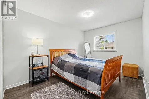 11 Longshire Circle Ottawa ON K2J 4K7