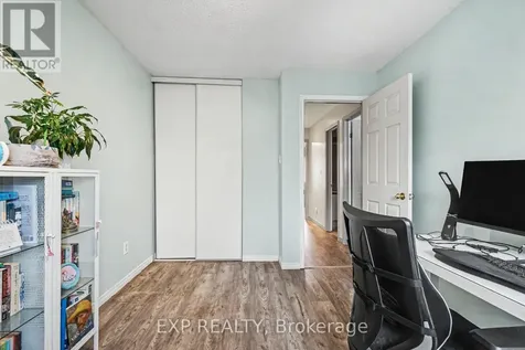 11 Longshire Circle Ottawa ON K2J 4K7